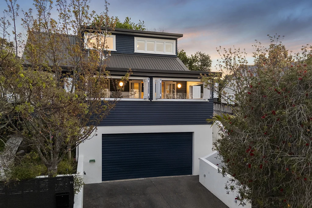 54 Waiohua Road, Greenlane, Auckland City, Auckland