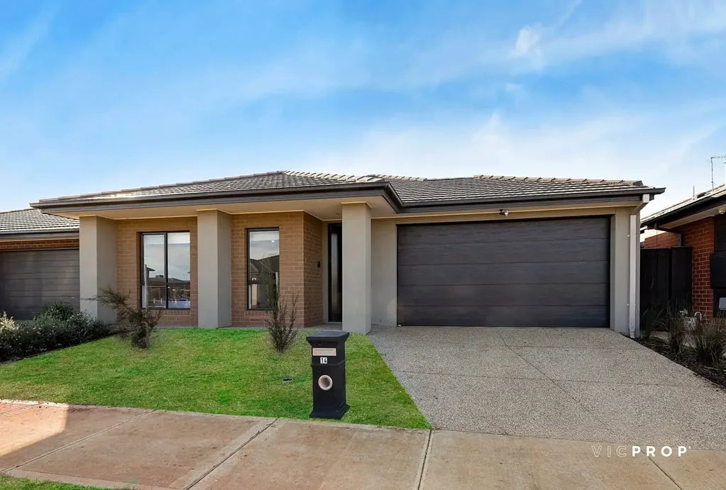 Modern Family Living in the Heart of Tarneit