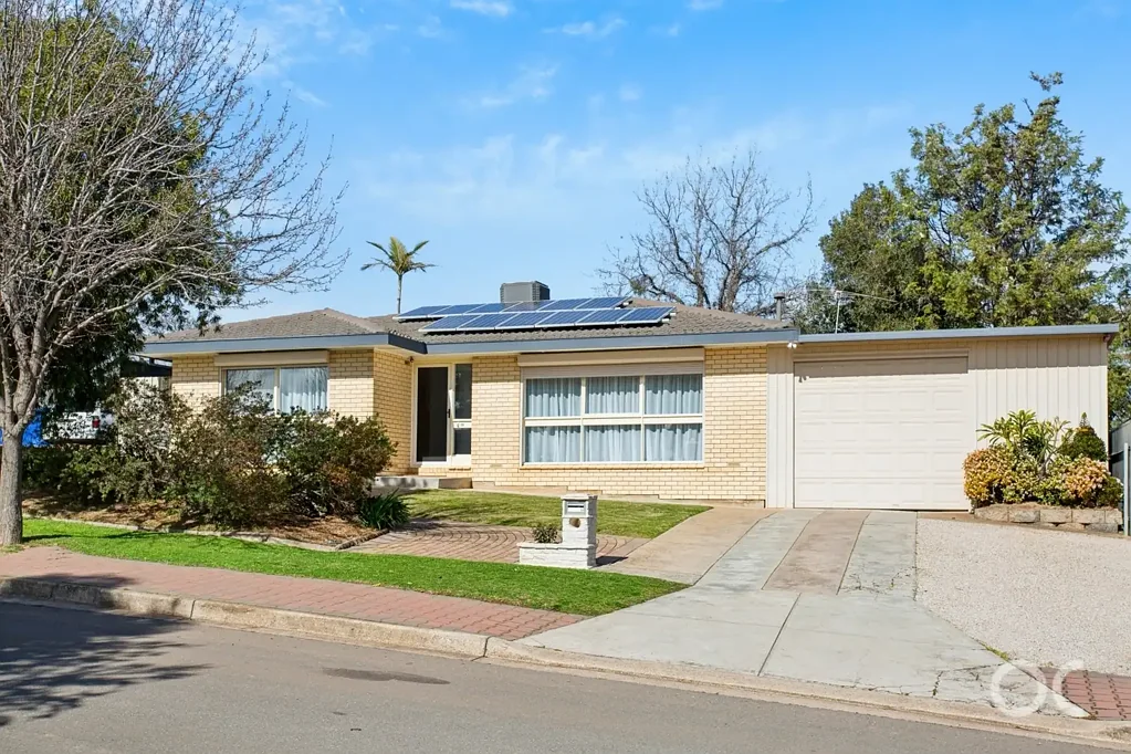 19 Casuarina Avenue, Surrey Downs, SA 5126