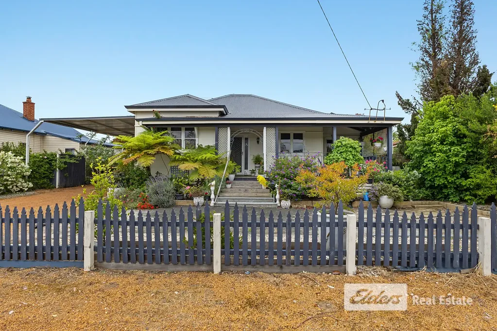 225 Steere Street North, Collie, WA 6225