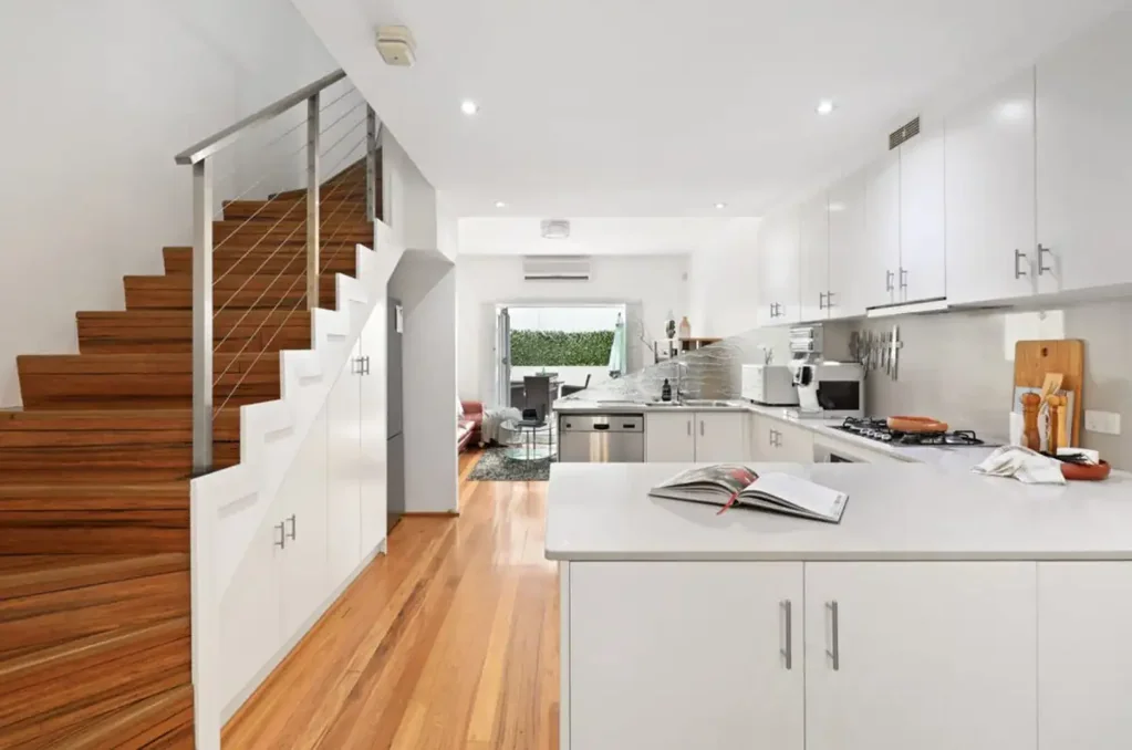 3 bedroom, 3 bathroom terrace in the heart of Chippendale