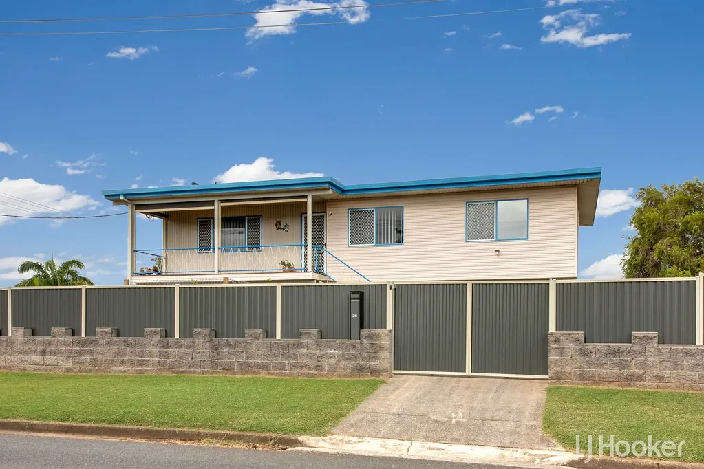 26 Coase Street, West Gladstone, QLD 4680