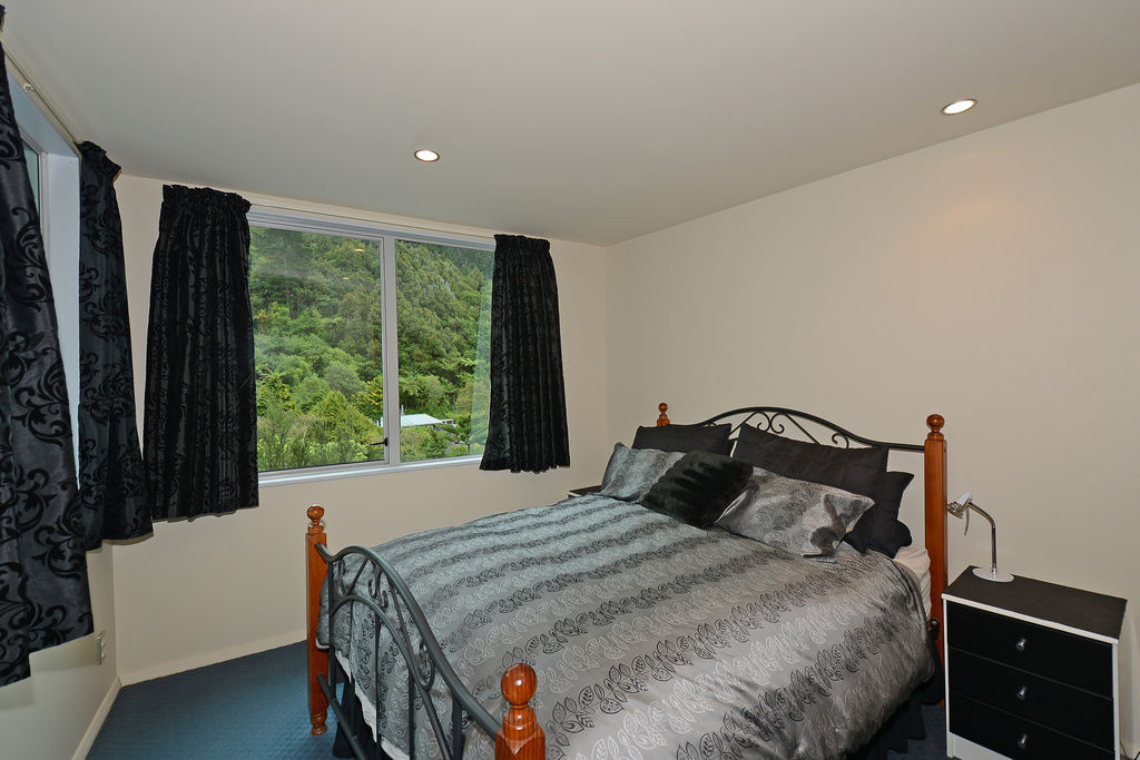 157 Pinehaven Road, Pinehaven, Upper Hutt, 2 chambres, 1 salles de bain