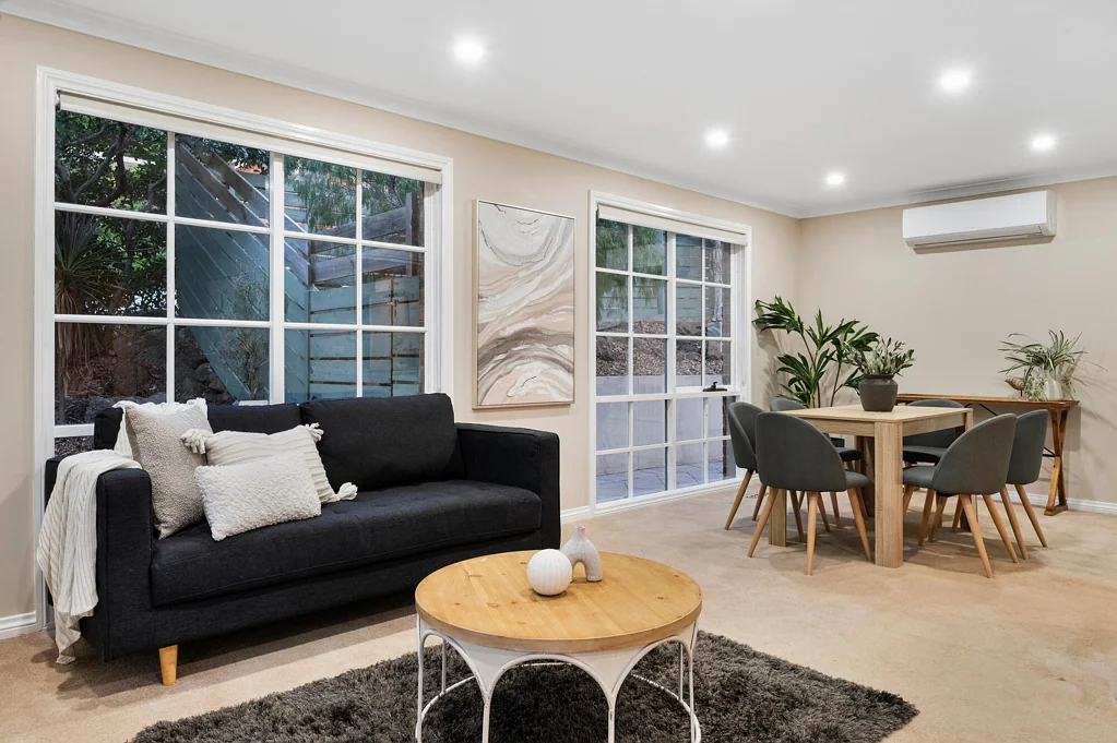 Parkside Family Living in Prestigious Milgate Estate