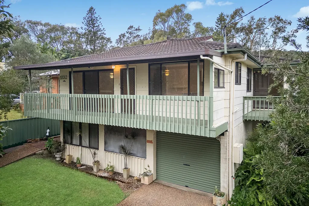 1032 The Entrance Road, Forresters Beach, NSW 2260