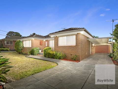 Bundoora 3 Bedroom Cherished Family Home in a Tranquil Bundoora Pocket
