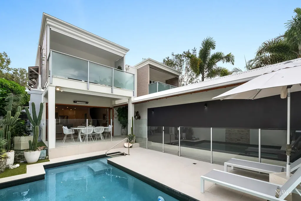 Noosaville 3Phòng ngủ Riverside Dreaming: Lifestyle, Location, Presentation