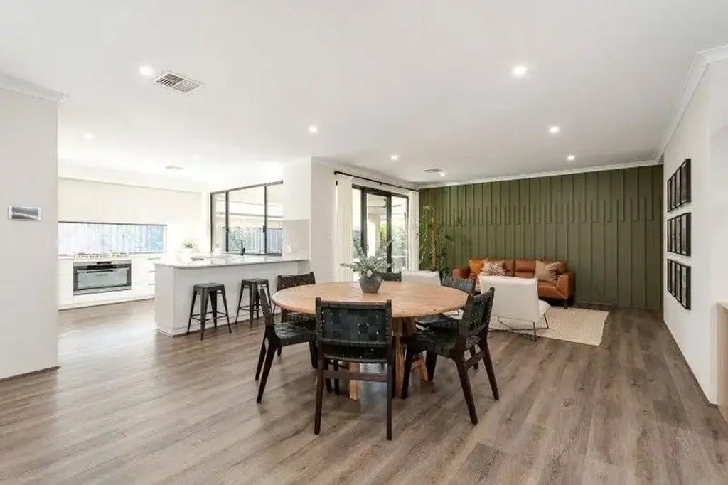 Bullsbrook 4બેડરૂમ Magazine-Worthy Luxury in Kingsford Estate