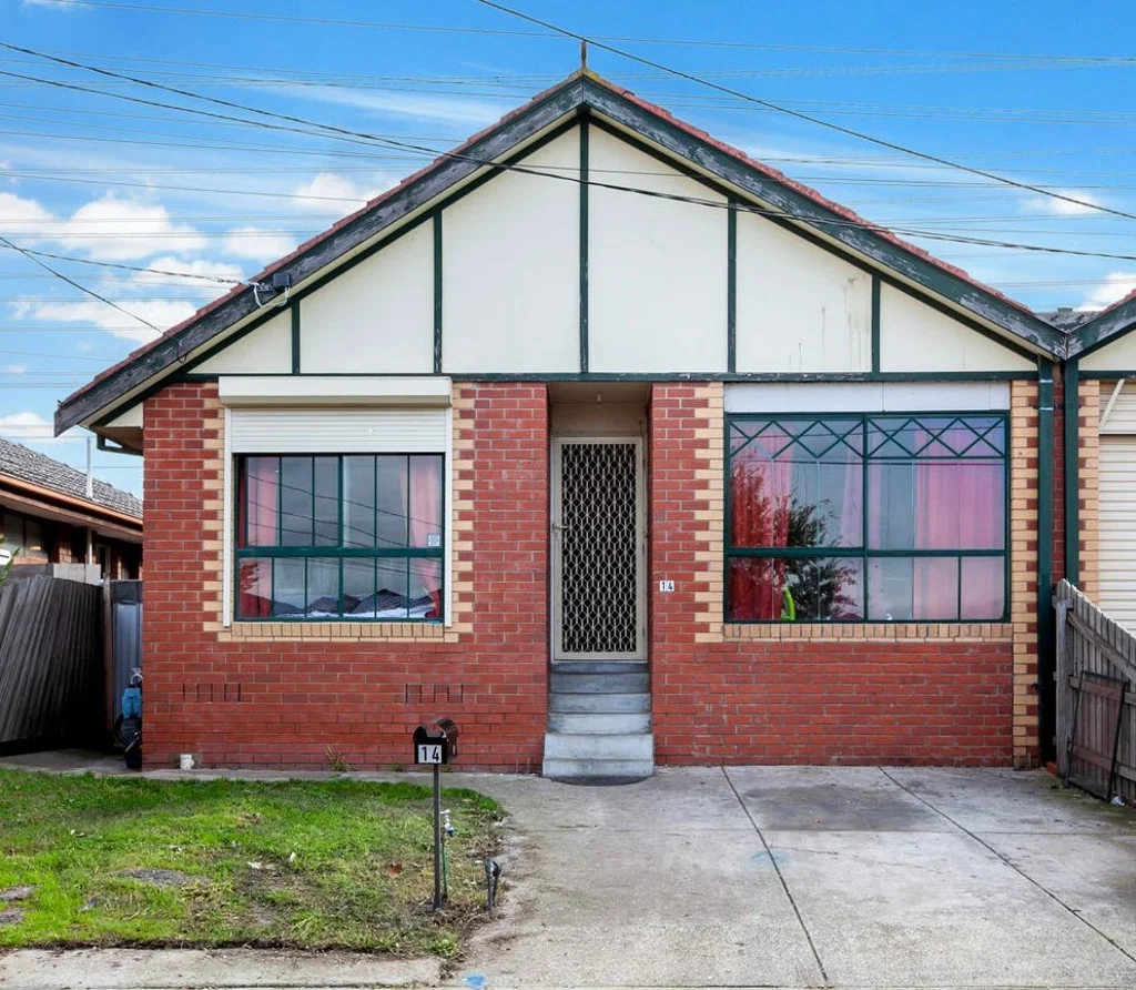 DELIGHTFUL FAMILY HOME!