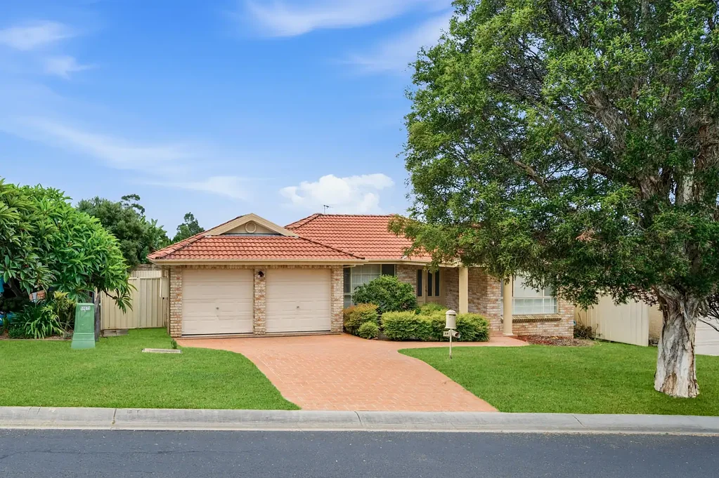 Narellan Vale 4침실 Spacious Family Home