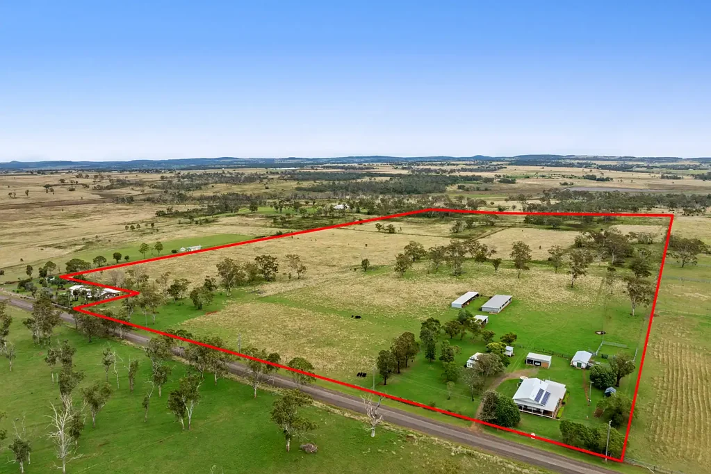 Westbrook  "Benreba" 
79 Acres, Spacious Home, Sheds & 2 Bores, positioned a mere 15 minutes Toowoomba CBD!