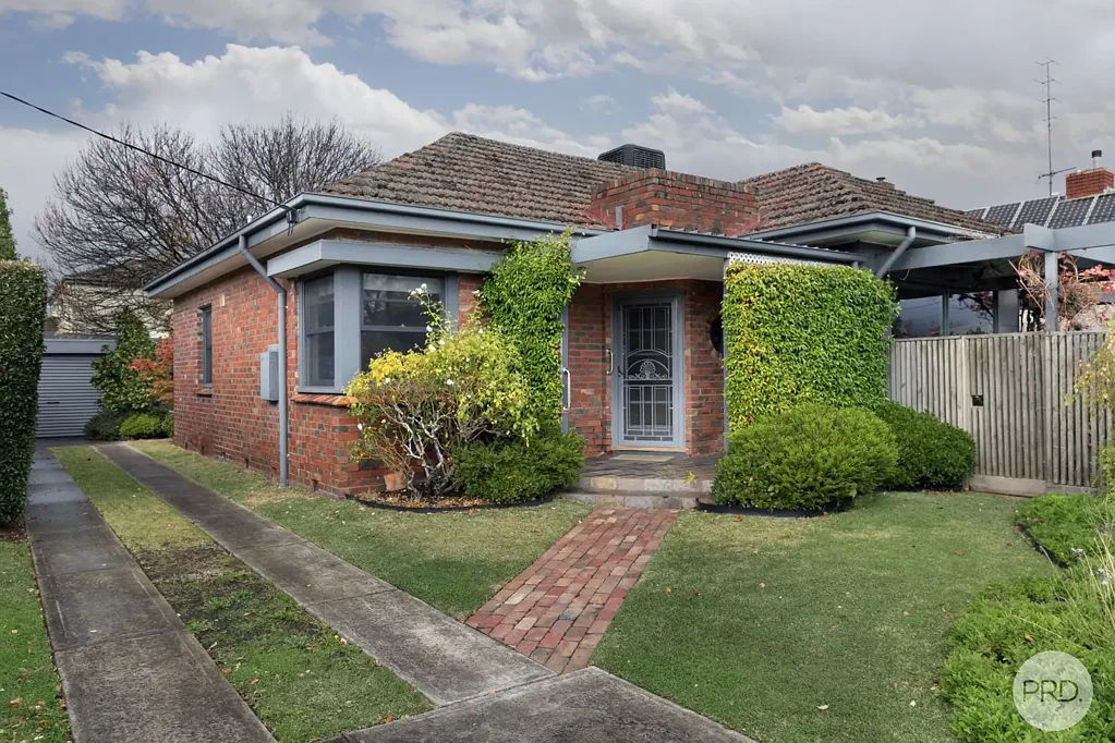 34 Hotham Street, Lake Wendouree, VIC 3350