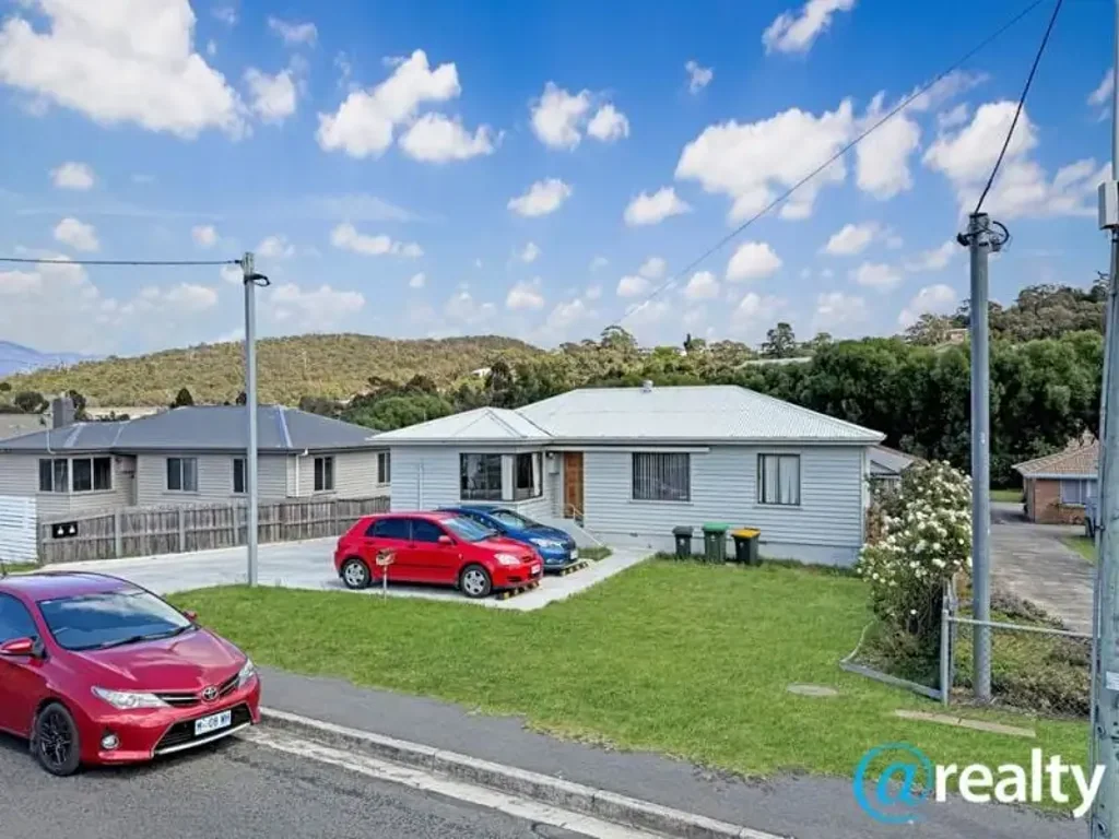 1/22 Schouten Street, Warrane, TAS 7018