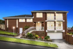 30 Coniston Drive, Wheelers Hill