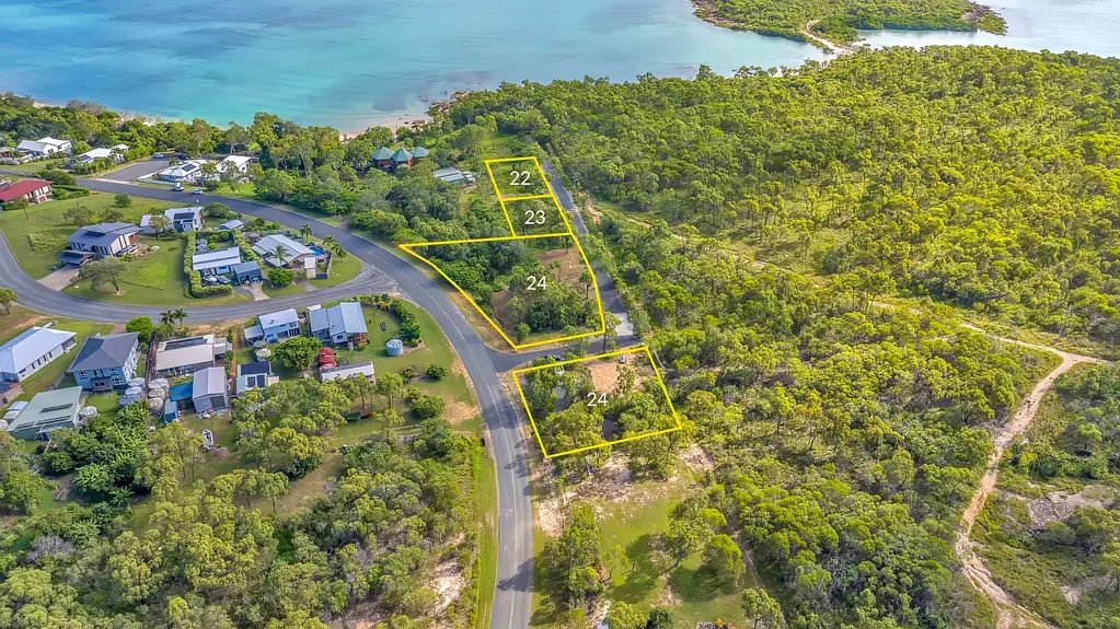 Hideaway Bay FOR SALE by Fiona Donnellan - Hideaway Bay Beach Blocks