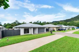 19 Macaranga Road, Bentley Park