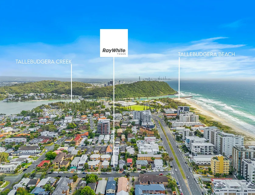 2/7 Twenty Sixth Avenue, Palm Beach, Gold Coast, 3 침실, 2 욕실, Apartment