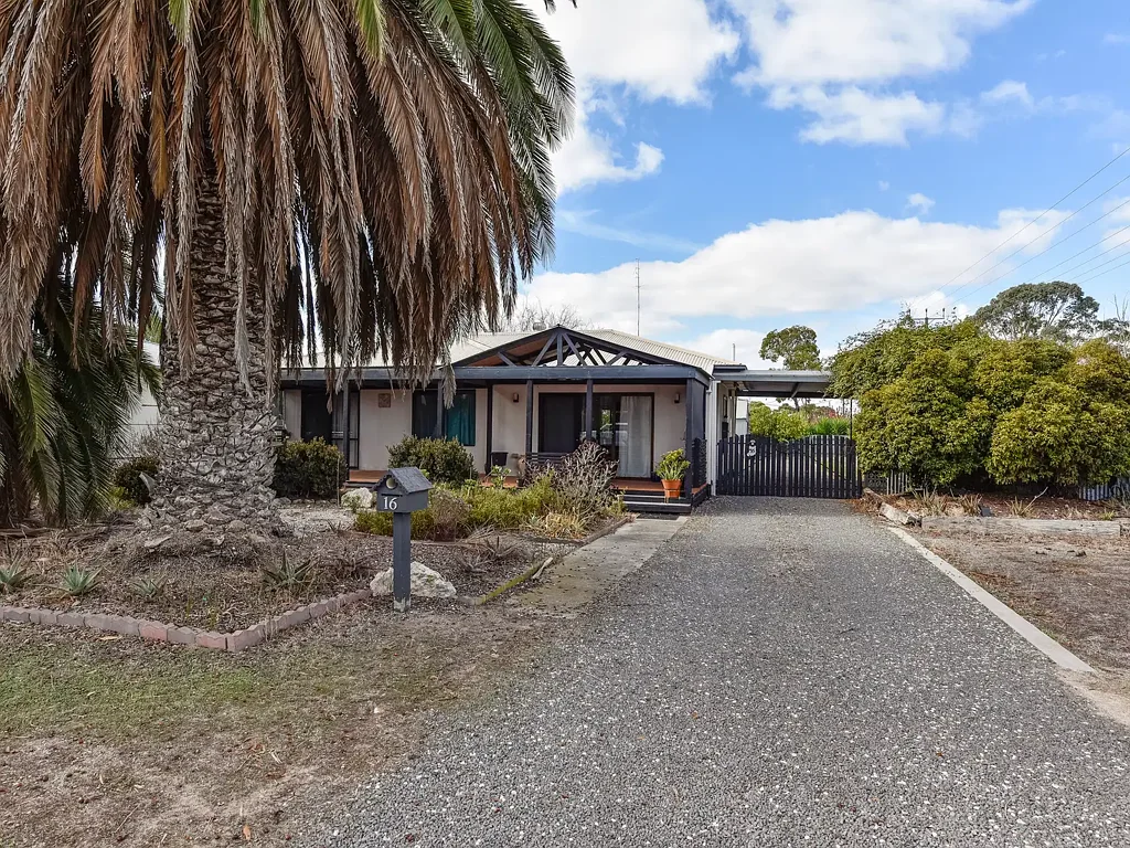 16 Pine Street, Keith, SA 5267