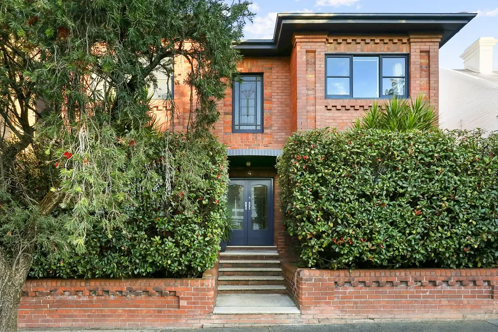 Leichhardt 2部屋 Oversized Art Deco Charm with Versatile Space & Elevated City Views