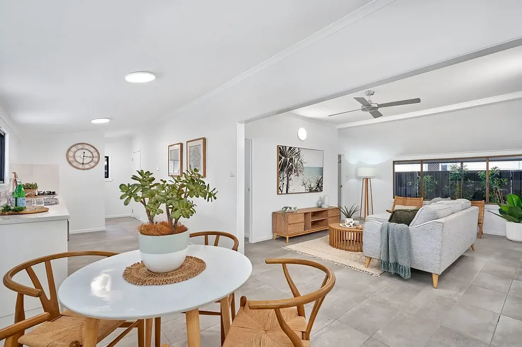 35 Saw Street, Machans Beach, QLD 4878