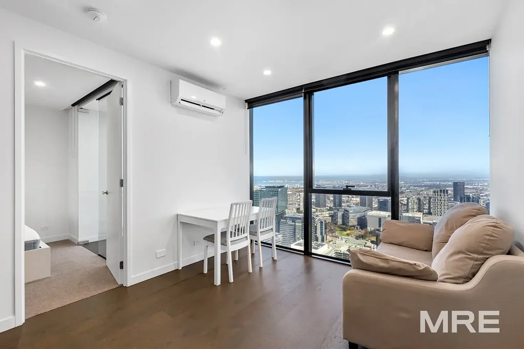 Elegant lifestyle in heart of Melbourne