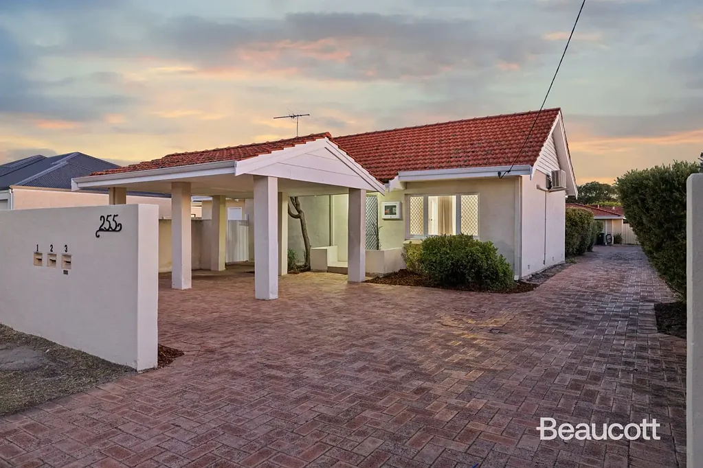 Dianella 2房  Charming Character Villa in a Prime Dianella Position