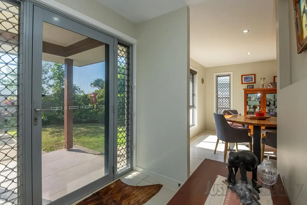 Bargara 3房  Coastal Living in Vibrant Bargara