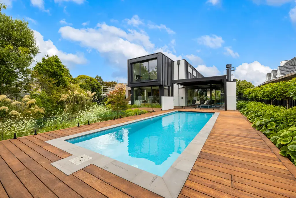 Merivale 5Zimmer Wynyard Precision. Merivale Prestige.