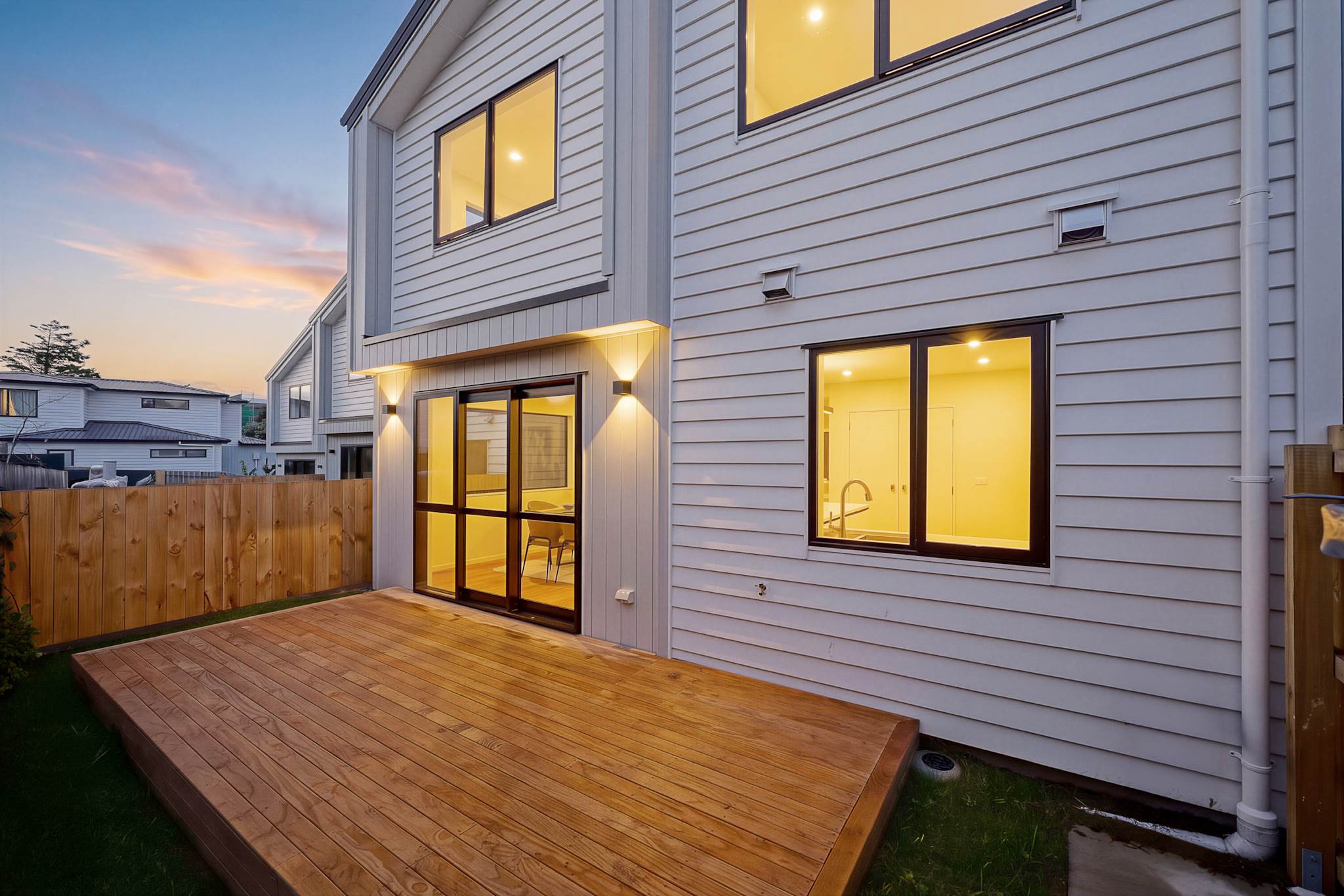 9 May Avenue, Te Atatu South, photo 17