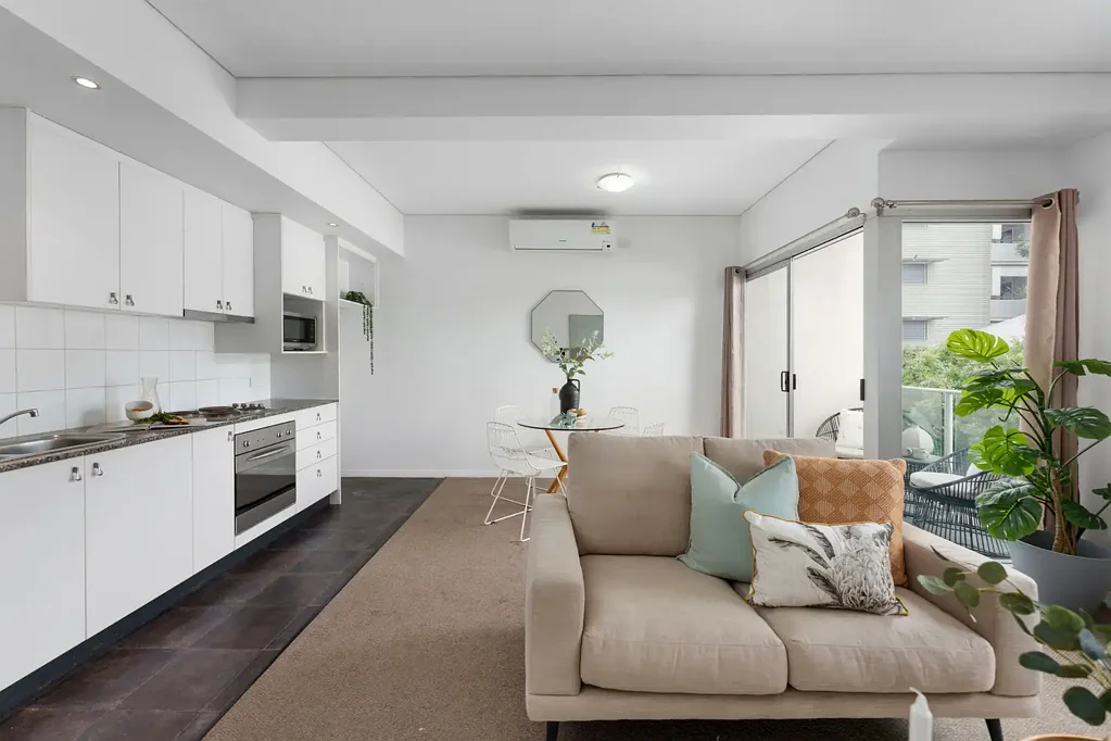 Spring Hill 1બેડરૂમ 1 Bedroom Gem in Central Locale!