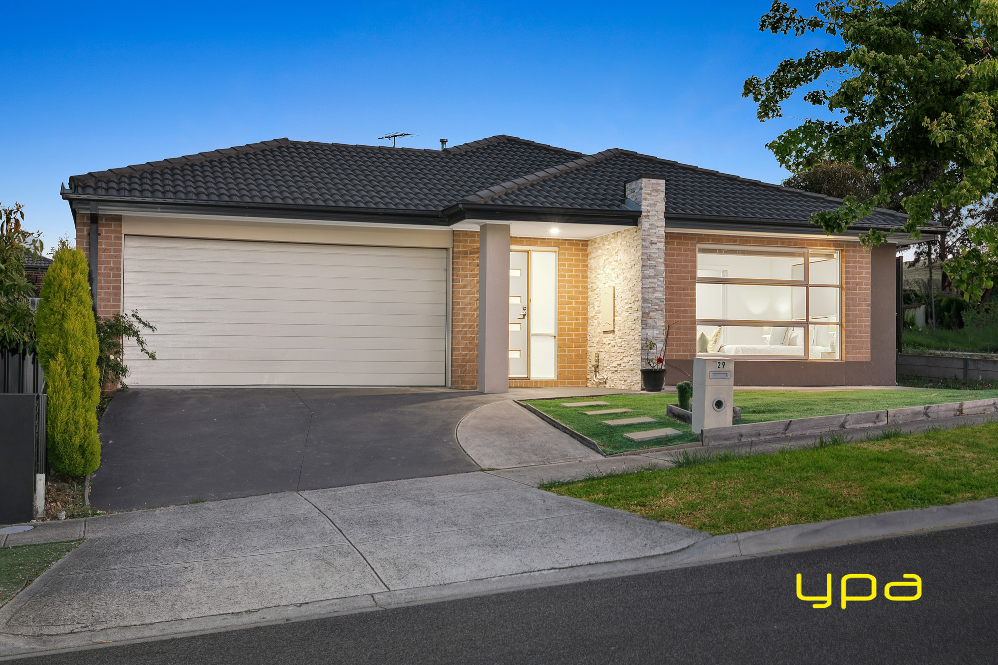 29 BRUNTON DR, MERNDA VIC 3754, 0部屋, 0バスルーム, House