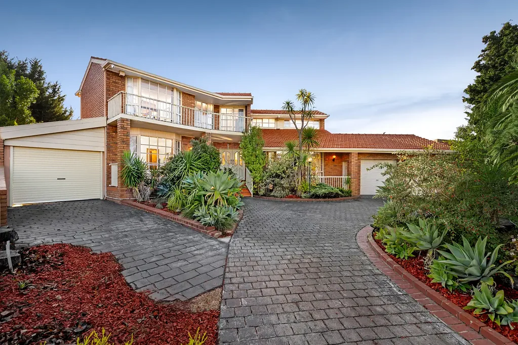 Keilor 5部屋 Epic family entertainer with pool and tennis court