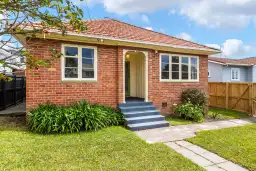 5 Mons Avenue, Mount Roskill