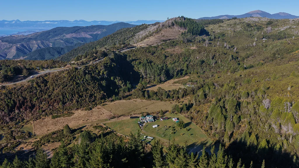Takaka 1Moenga Tranquil Home or Your Retreat - you decide