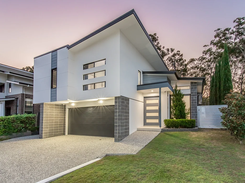 17 Greenview Place, Reedy Creek, QLD 4227