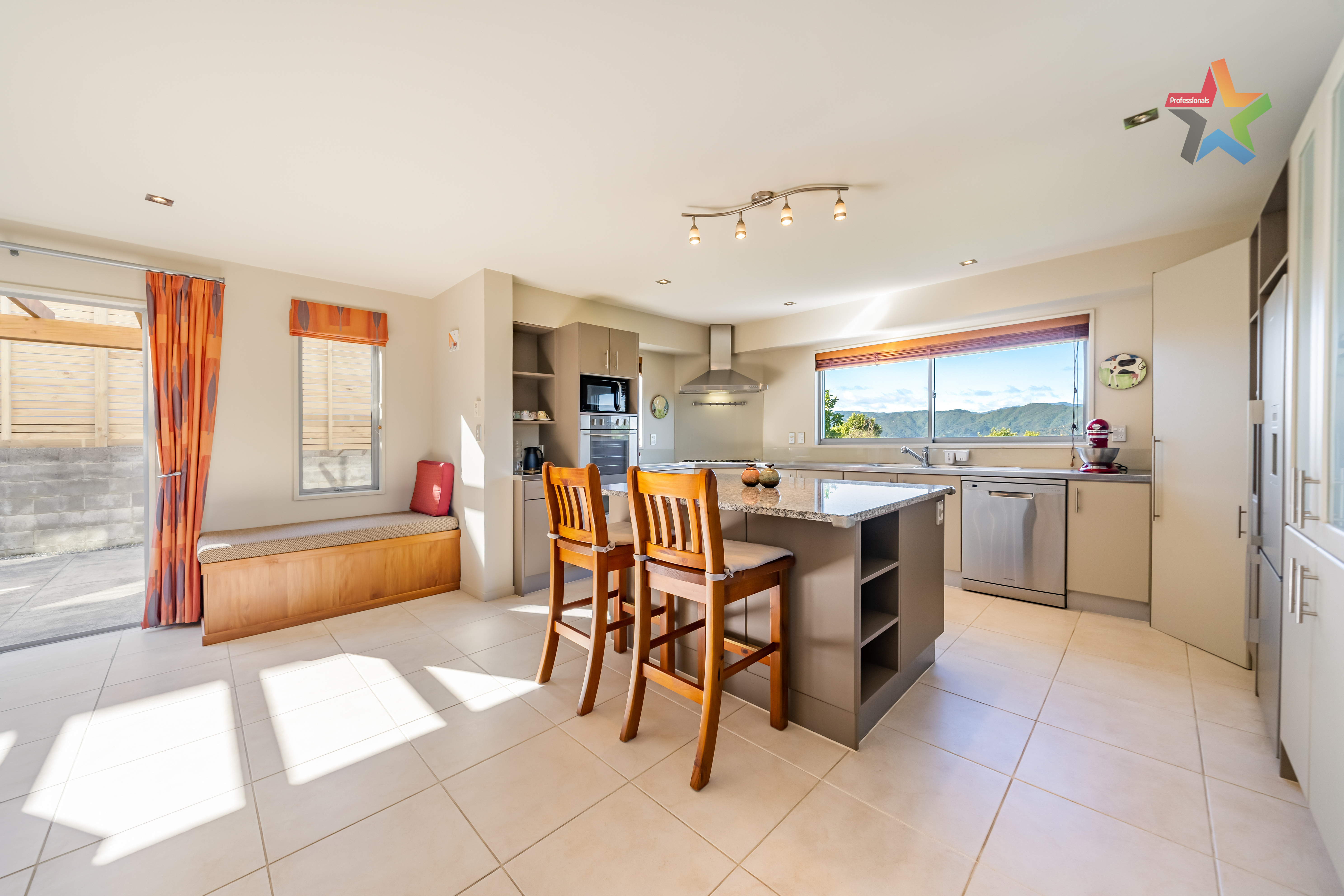 27 Meadowbank Drive, Belmont, Lower Hutt, 5房, 2浴, House