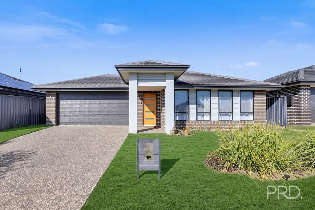Tamworth 4房  16 Idyllic Street, North Tamworth - An investment or Family Home