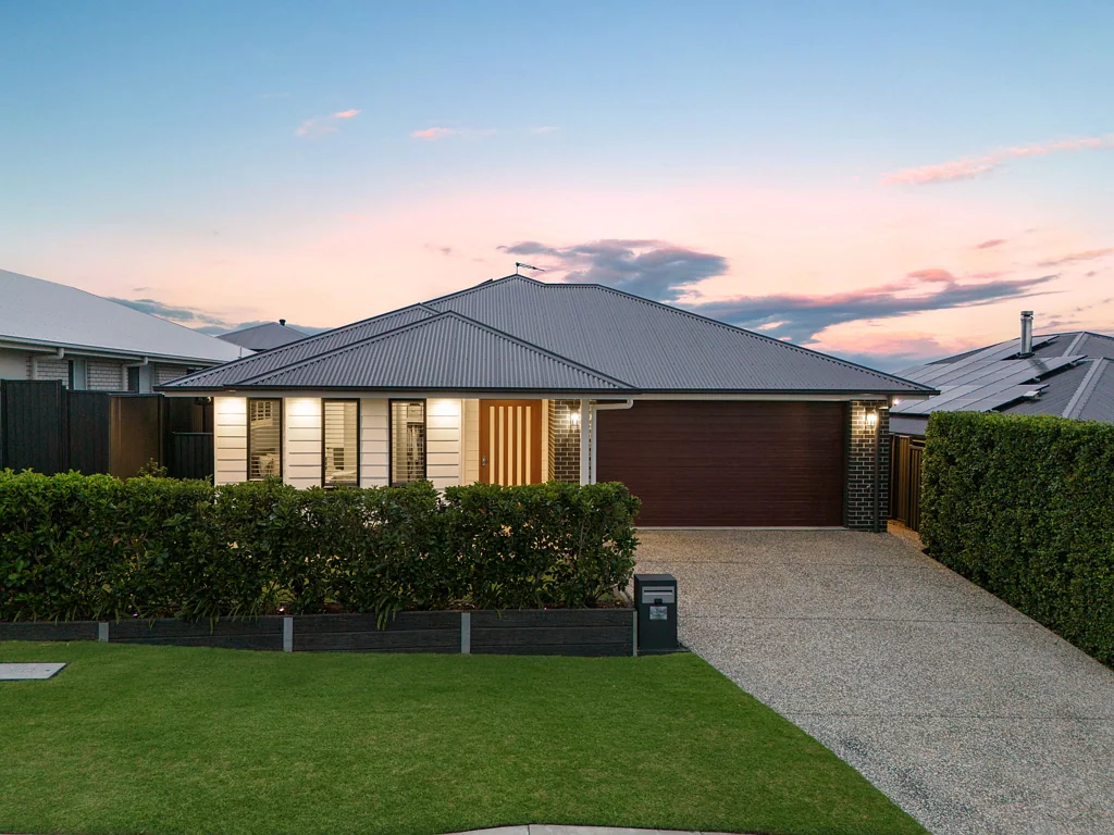 14 Rumba Road, Ripley, QLD 4306