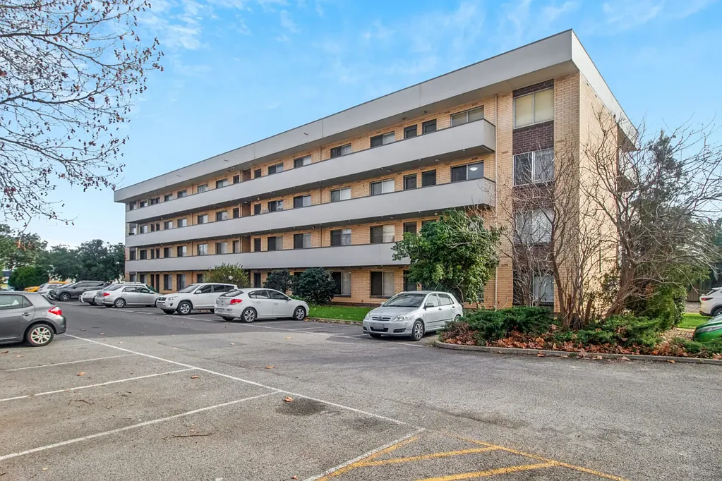 Findon 2Phòng ngủ Welcome To Your New Place, A Rare & Affordable Low Maintenance Unit Offering in Adelaide's West!