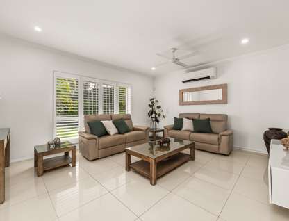 3 Hurlstone Street, Wishart, QLD 4122, 5 Bedrooms, 3 Bathrooms, House