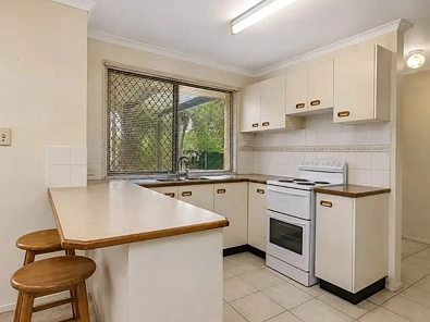 1/38 Cambridge Street, Silkstone, QLD 4304, 2 침실, 1 욕실, Unit