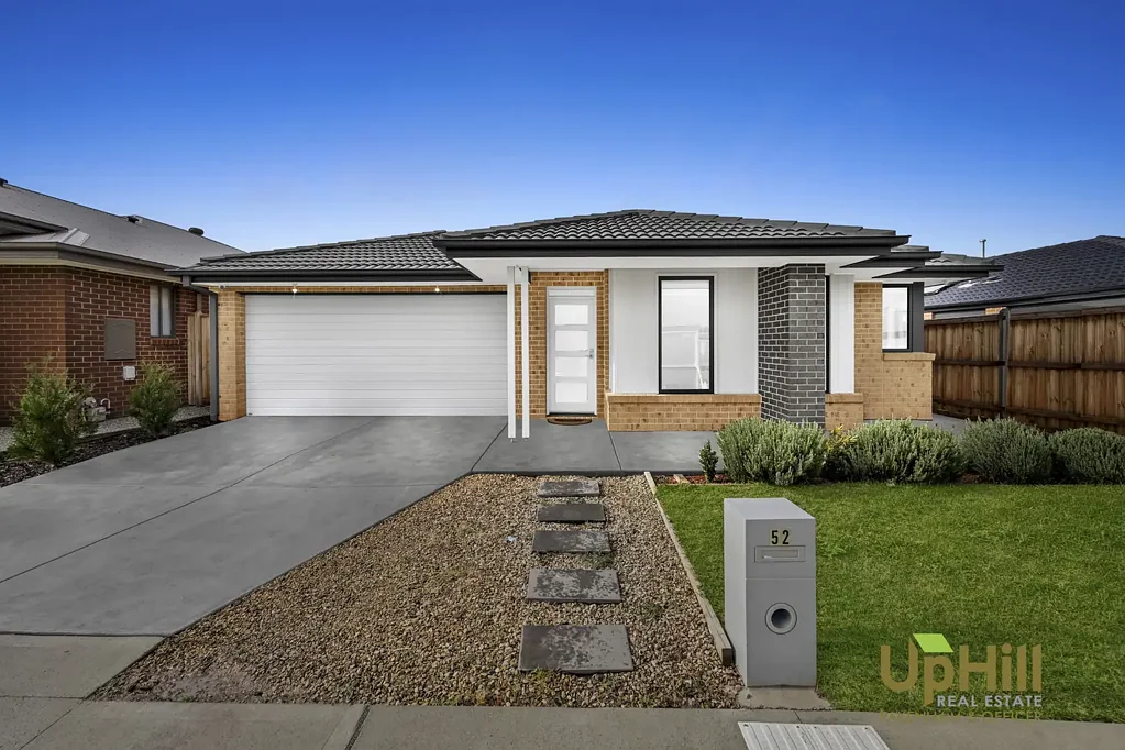 Comfortable Family Living in a Convenient Officer Location