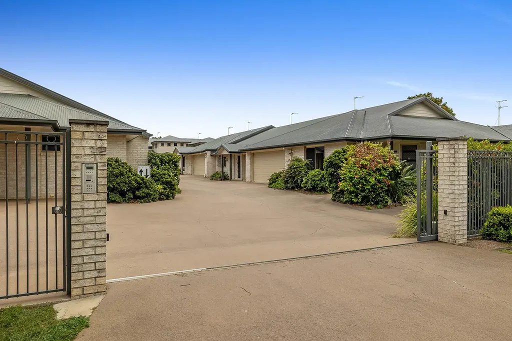 Wilsonton 2 Slaapkamer Private, Secure & Beautifully Positioned