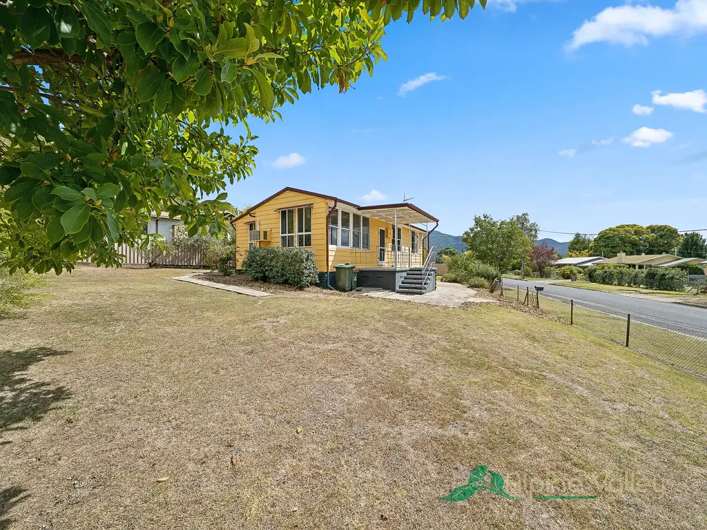6 Fairway Avenue, Mount Beauty, VIC 3699