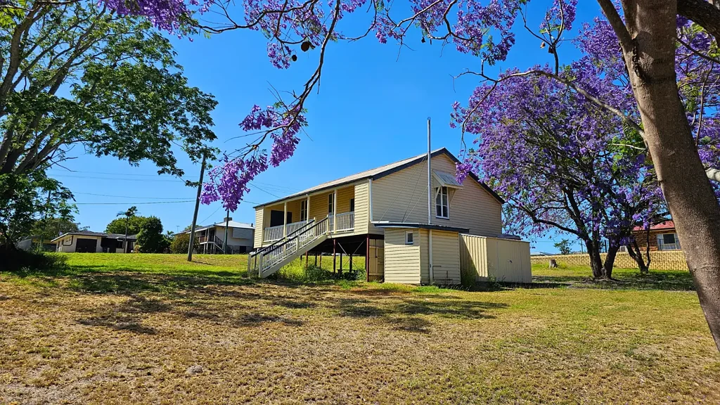 Gayndah 1 Bedroom Unique Opportunity in Gayndah - Former Girl Guides Hut
