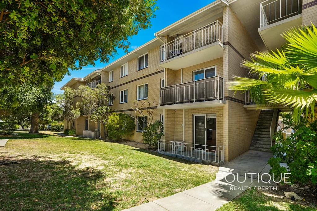 19/55 Deanmore Road, Scarborough, WA 6019