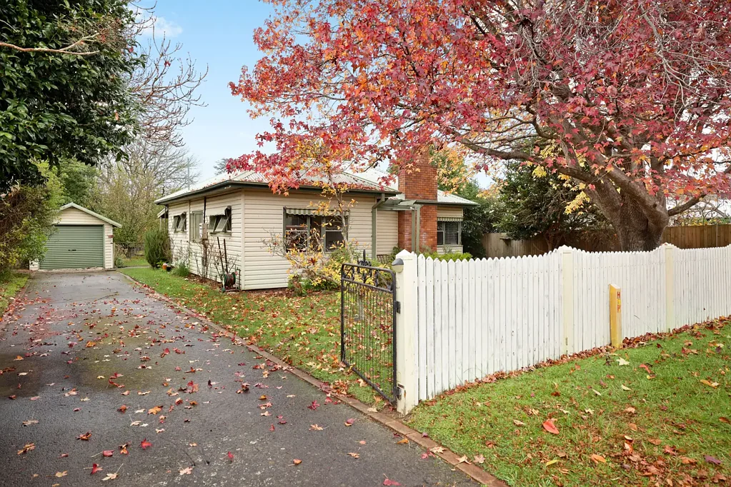 Mittagong 3房  Charming Highlands Cottage on a Spacious 930sqm Block
