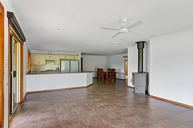 रसोईघर - 29 Main North Road, Sevenhill, SA 5453