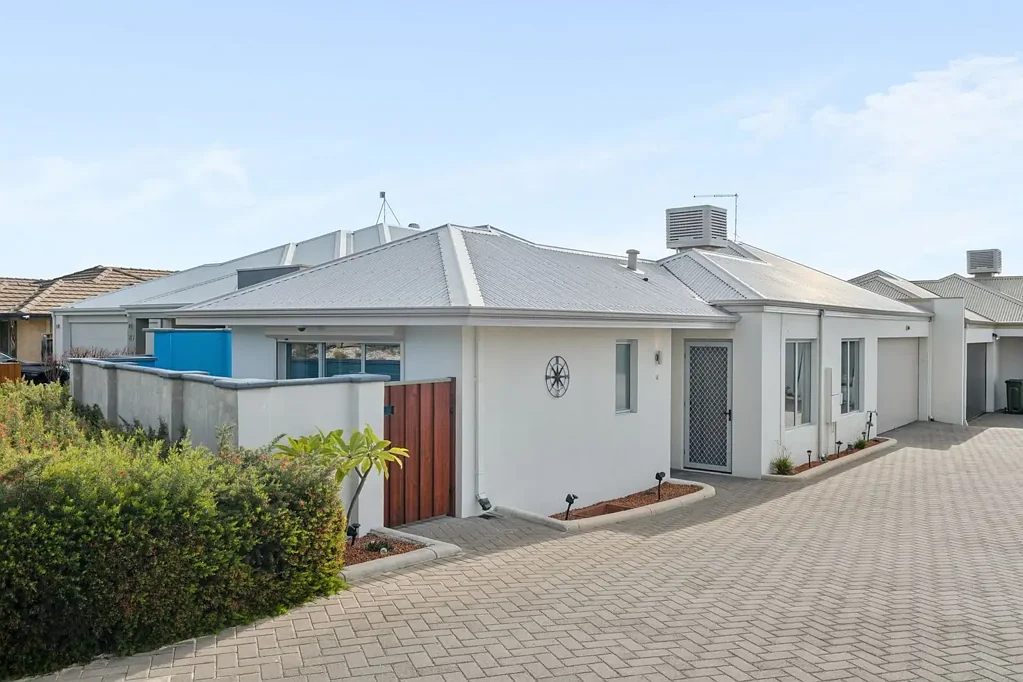Ellenbrook 2房  Lock-Up-and-Leave Living in the Heart of Ellenbrook