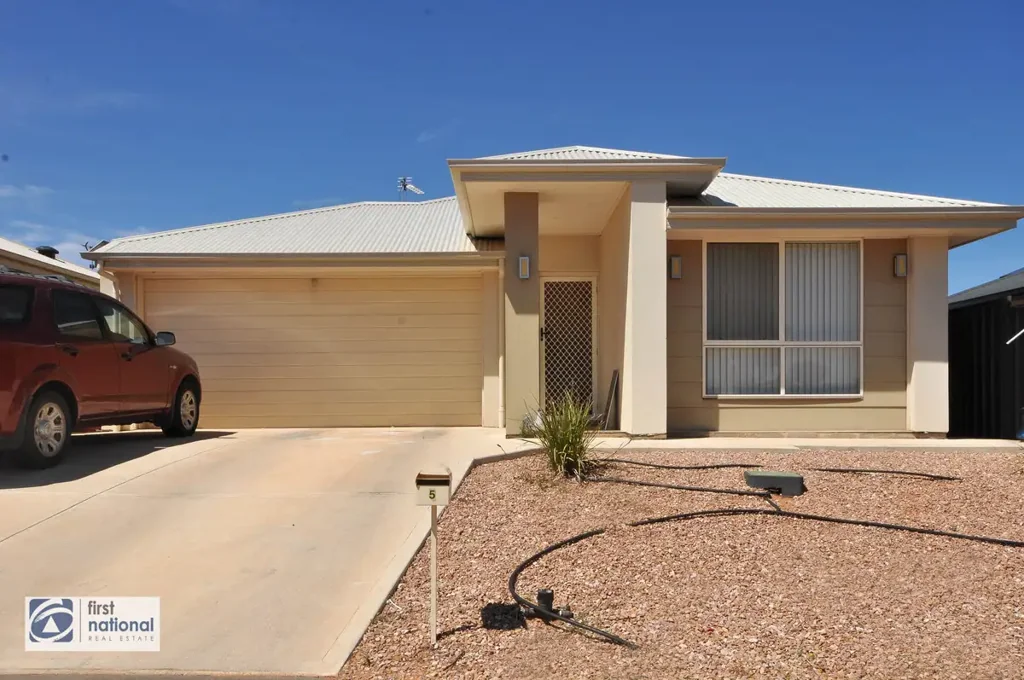 5 Riordan Grove, Port Augusta